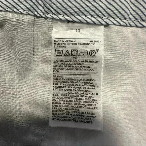 NWOT OLD NAVY Women’s Every Day Stretch High Rise Summer Black Shorts Size 10 - Picture 4 of 7